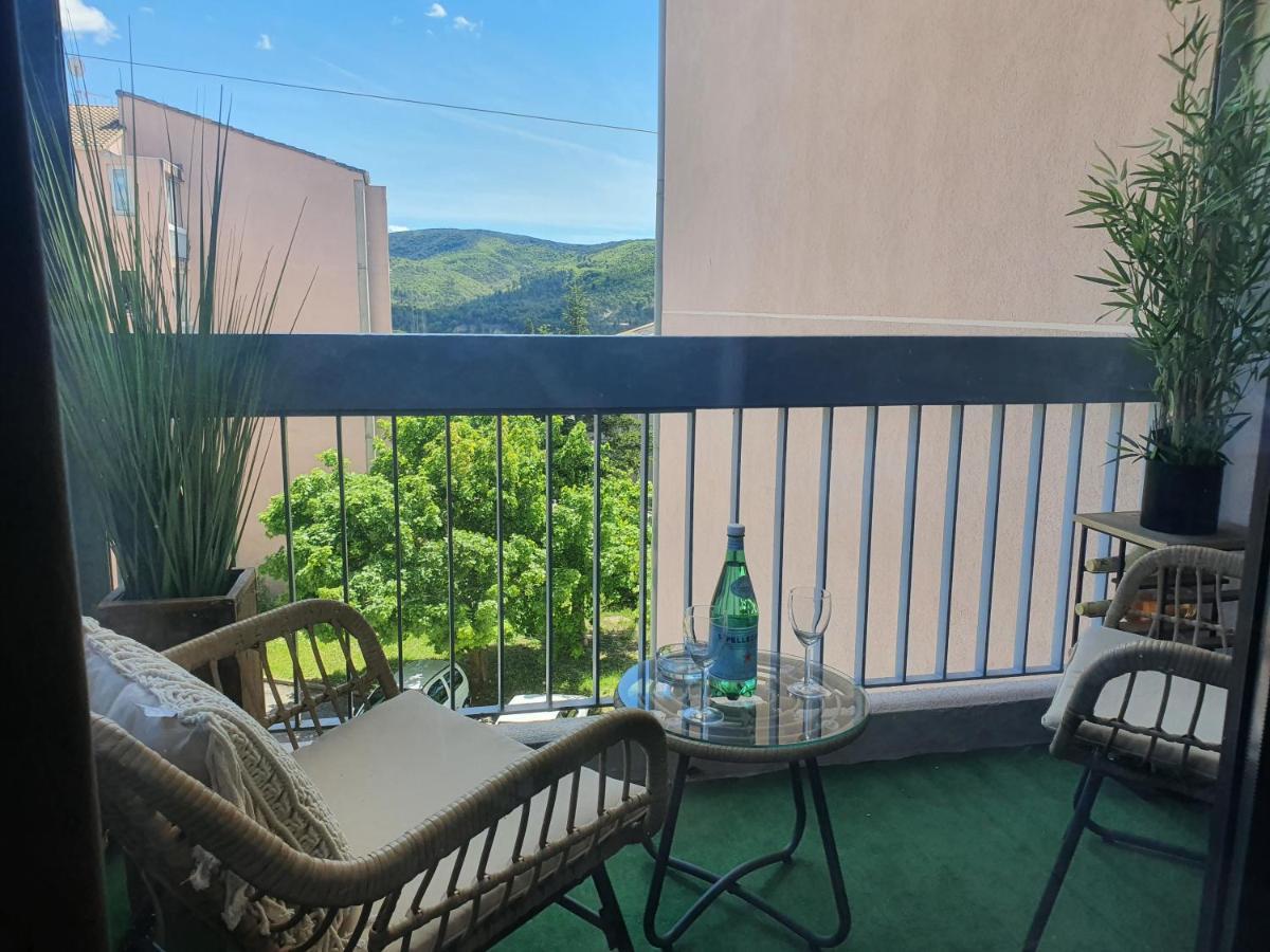 L'Exotique ! Apartman Gréoux-les-Bains Kültér fotó